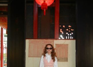 The Ultimate Guide to Styling Wide-Leg Pants: Celebrity-Approved Looks