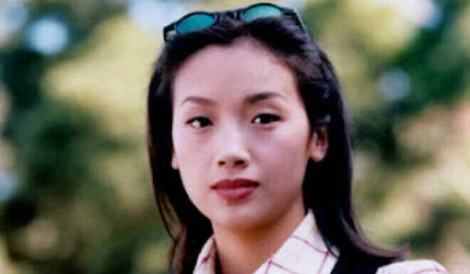 The Unattainable Hong Kong Goddess: Snubbing Andy Lau’s Proposal, Silver-Haired Beauty Shines On