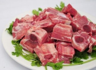 The Ultimate Guide to Pork Ribs: Beyond Sweet and Sour, Discover a Mouthwatering Delight with These Three Ingredients.