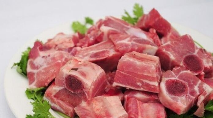 The Ultimate Guide to Pork Ribs: Beyond Sweet and Sour, Discover a Mouthwatering Delight with These Three Ingredients.