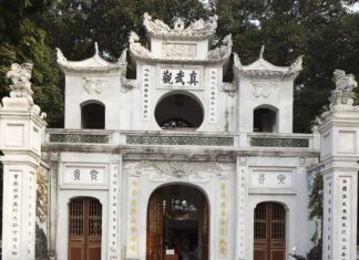 The 6 Most Spiritually Revered Temples with Breathtaking Architecture, Perfect for Pilgrims During the Full Moon of the First Lunar Month.