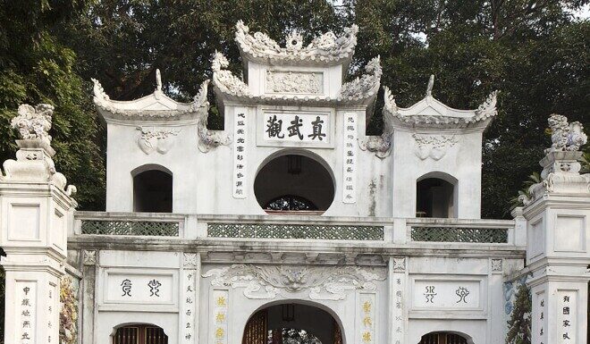 The 6 Most Spiritually Revered Temples with Breathtaking Architecture, Perfect for Pilgrims During the Full Moon of the First Lunar Month.