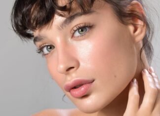 The Ultimate Guide to Flawless Makeup: Weatherproof Techniques for a Pristine Look