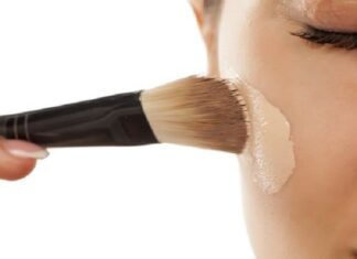The 6 Makeup Mistakes That Age You
