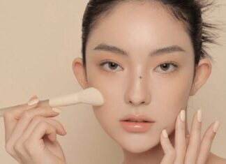 The Ultimate Guide to a Flawless Face: Easy Tips for a Beautiful, Slim Canvas