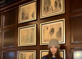 The Color Trend to Watch: Navy Blue in 2025