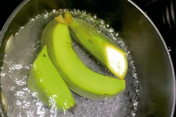 What Are the Benefits of Green Bananas? Unveiling 7 Amazing Health and Digestive Advantages