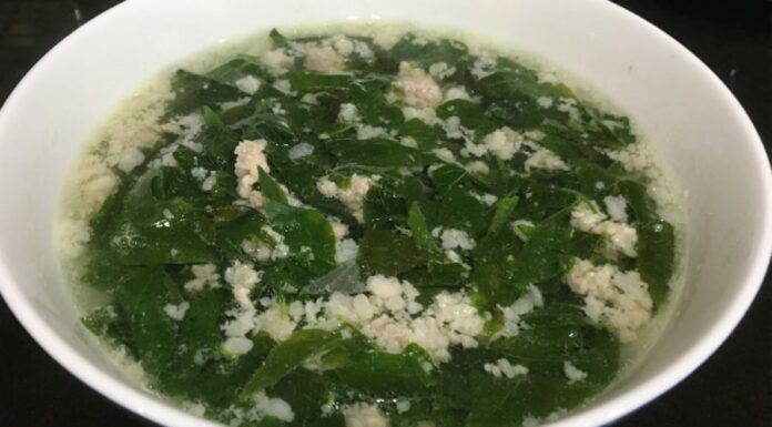 “A Hearty Soup: Canh Rau Ngót Nấu Thịt Bằm, a Delicious and Nutritious Treat”