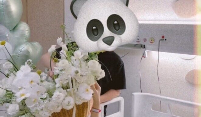 The Heir’s Husband: A Beaming Story of Love and Family
“A radiant Mr. Giang from Bac Giang, lovingly holding hands with his wife, MC Mai Ngoc, as they welcomed their firstborn son into the world.”