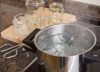 “Is Boiling Dishware Really Sanitary? 2 Mistakes That Let Bacteria Reign on Your Kitchenware”