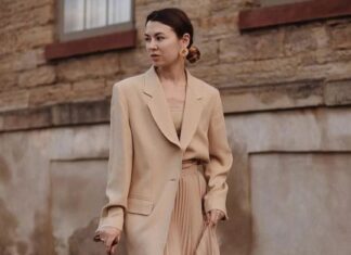 The Ultimate Youthful Color Palette: 5 Shades to Look Younger and More Sophisticated