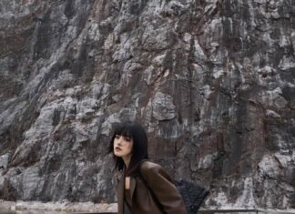 4 Outdated Shoe Styles That Can Make Your Overall Look “Less Cool”