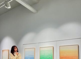 The Secret to Everlasting Youth: Unveiling the Wardrobe Choices of Ageless Korean Beauties Over 40