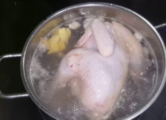 Master Chef’s Secret: Plunge the Chicken in a Broth of Bones and Marrow for a Succulent, Tender Feast