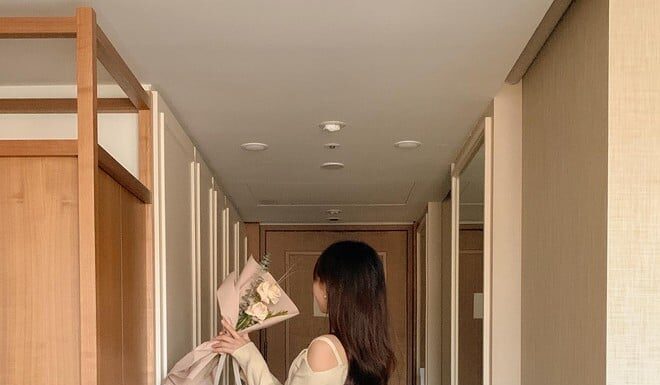 The Ultimate Guide: 4 Denim Styling Tricks to Instantly Appear Taller