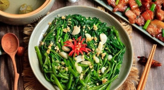 The Wonder Veggie: Unlocking the Power of Water Spinach to Lower Blood Sugar and Captivate Japanese Palates