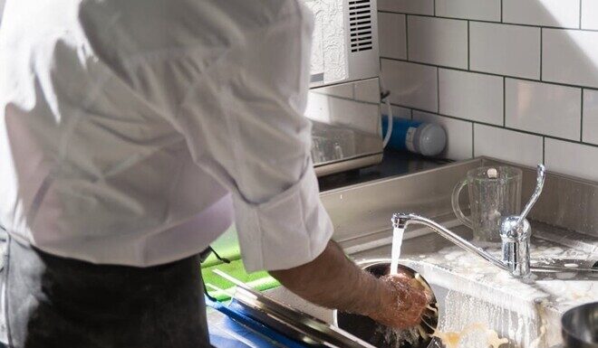 Why You Should Never Wash an Oily Pan with Hot Water