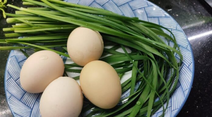 The Perfect Way to Make Scallion Egg Stir-Fry