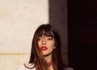 4 French Women’s Eating Secrets for Ageless Beauty and a Sleek Silhouette as They Age.