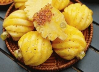 Pineapple in Season: A Tasty Treat with Cancer-Fighting Powers – But Who Should Avoid It?