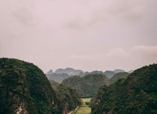 Exploring Hang Mua This Spring: The Ultimate Youthful Check-In Spot