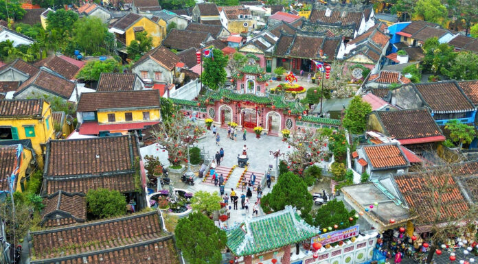 The Ancient Temple of Hoi An: A Majestic Structure with a Unique Incense Offering