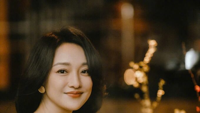 The Ageless Charm: Two Daily Habits for Ageless Skin