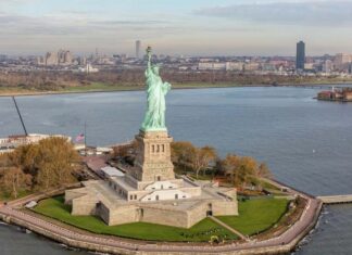 The Seven ‘Knock-off’ Lady Liberties That Grabbed Attention