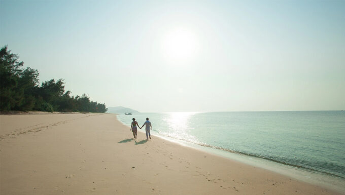 Five Island-Hopping Tours for Under $340 This April 30th Long Weekend