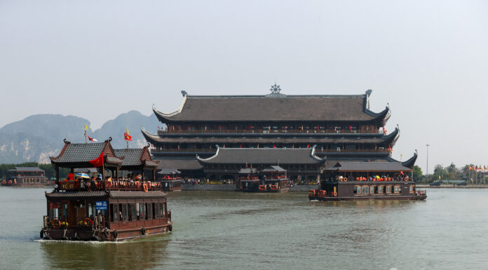 What Northern Province Boasts the World’s Largest Temple Post-Merger?