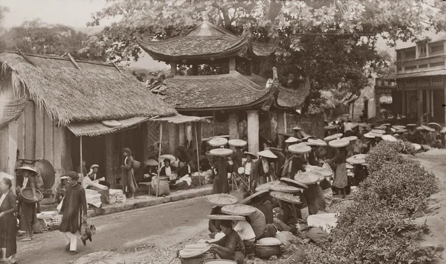 A Glimpse into the Past: Rare Photos of Hanoi’s Oldest Market that Stood the Test of Time