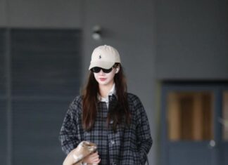 The Ultimate Guide for Women Over 40: Choosing the Right Jacket to Look Both Youthful and Chic