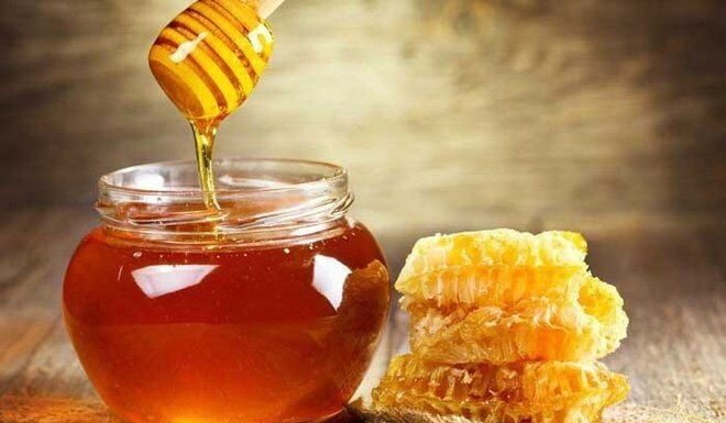The Ultimate Guide to Honey Water: Unlocking Surprising Benefits, the Golden Time, and 5 Groups Who Should Avoid It