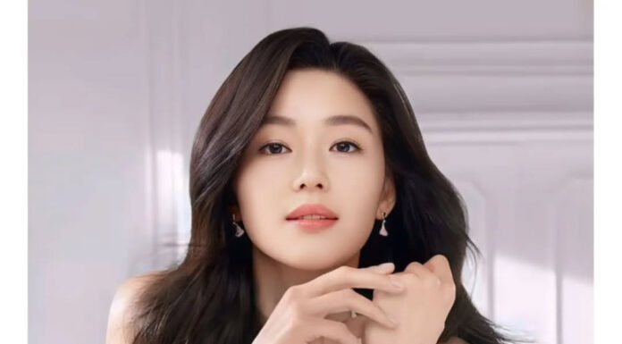 “The Secret to Luscious Locks: The Ultimate Guide to Hair Care with a Touch of Luxury”