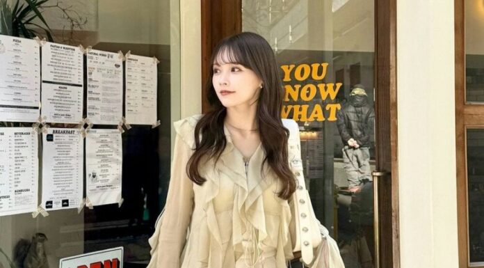 4 Summer Outfit Color Combinations to Make Your Skin Glow – No Sunbathing Required