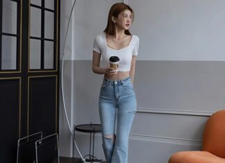 The Ultimate Guide to Jeans for the Petite: Instantly Achieve a Flawless Body Ratio