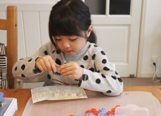 Nurturing a Smart Child With a High IQ is Easy if Parents Master These 4 Principles