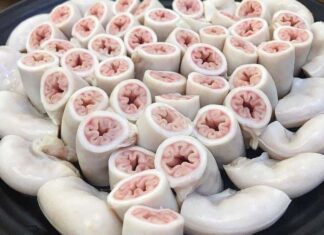 “The Dark Side of Pork Offal: Experts Warn of Health Risks from Improper Consumption”