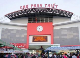 The 300-Year-Old Marketplace in the Heart of Phan Thiet: A Bustling Hub of Abundance Through the Centuries