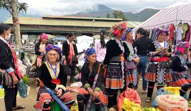Exploring the Vibrant Lai Chau Mountain Market: A Treasure Trove of Unique Mountain Delights