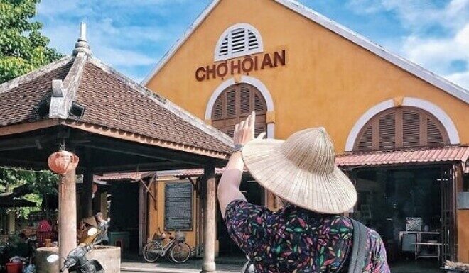 The Bustling Heart of Hoi An: A 19th-Century Market Preserved as a World Heritage Site