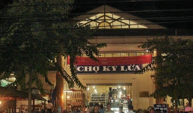 The Longest-Standing Market in Lang Son: Over 400 Years Old and Still Thriving, a Glimpse into its Historic Past