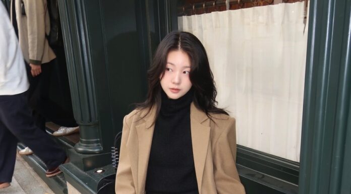 4 Chic Turtleneck Styles to Spice Up Your Winter Wardrobe