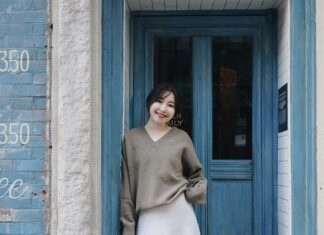 10 Chic Ways to Style a Sweater and Skirt For Any Occasion