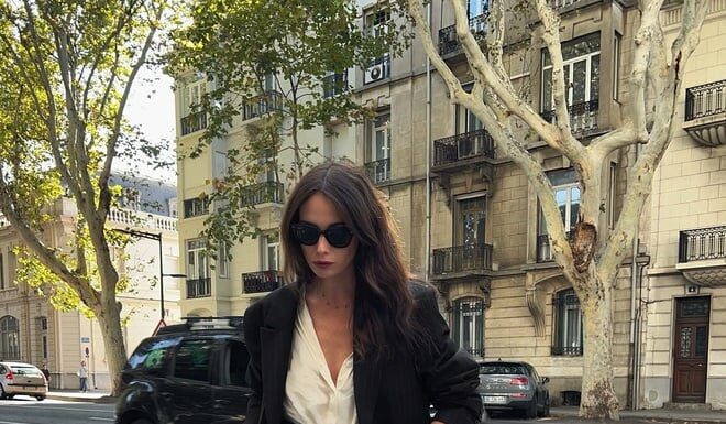 The Ultimate Guide: Unravel the Secrets of French Women’s Polished Blazer Looks