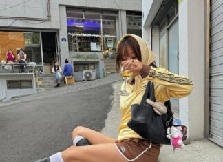 The Ultimate Guide to Mastering the Art of Ankle Boot Styling: A Lesson from Asia’s Top Fashionistas