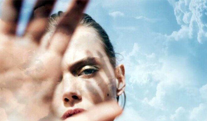 The Air We Breathe Ages Our Skin: 5 Secrets to Anti-Aging Every Woman Should Know