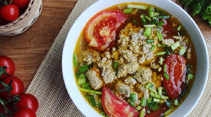 The Ultimate Guide to Crab Soup: A Deliciously Sweet and Savory Dish That’s Perfectly Balanced