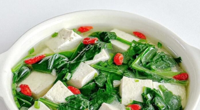 “Alkaline-Rich Foods: Nature’s Tonic for Luscious Locks and Glowing Skin”