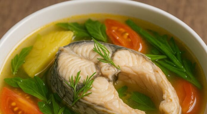 “The Secret to Delicious, Non-Fishy Stew: Four Tips for Tender Meat and a Fragrant, Crystal Clear Broth”